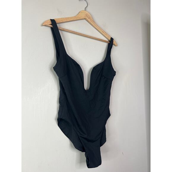 NWT Riot Swim Lana One-Piece Open Deep V Back Pull On Swimsuit Black Size: Large - Picture 3 of 9